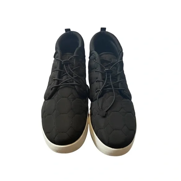 Sun + Stone Quilted Black Sneakers NEW Size 11.5 - Picture 2 of 7